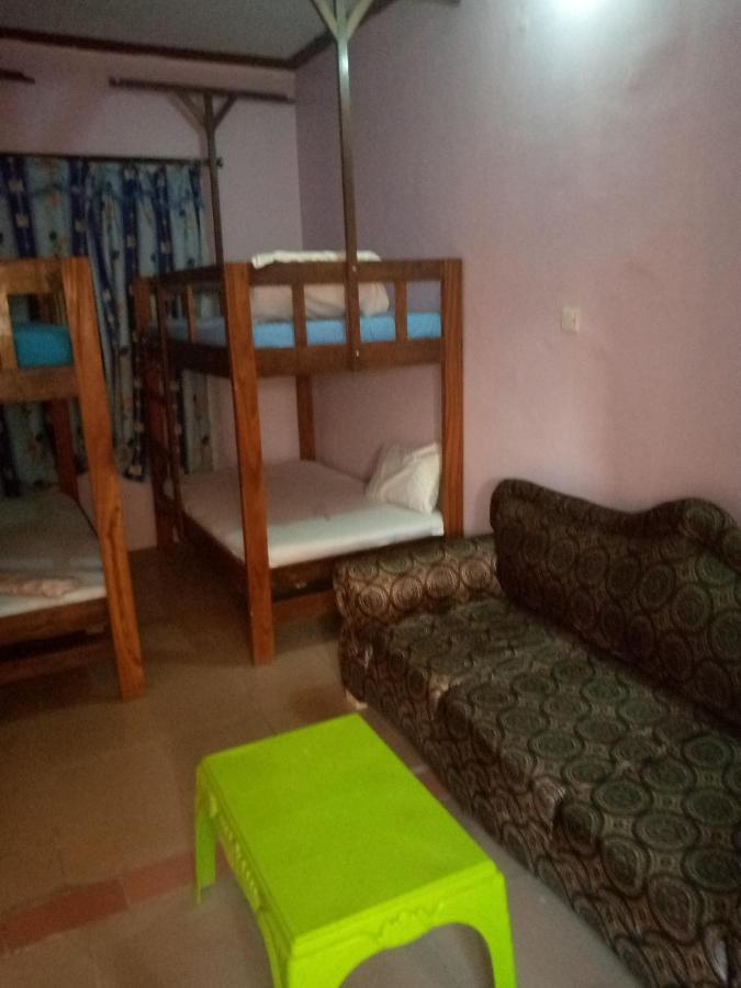 Kicec Bar And Guest House Airport Dar es Salaam Bagian luar foto