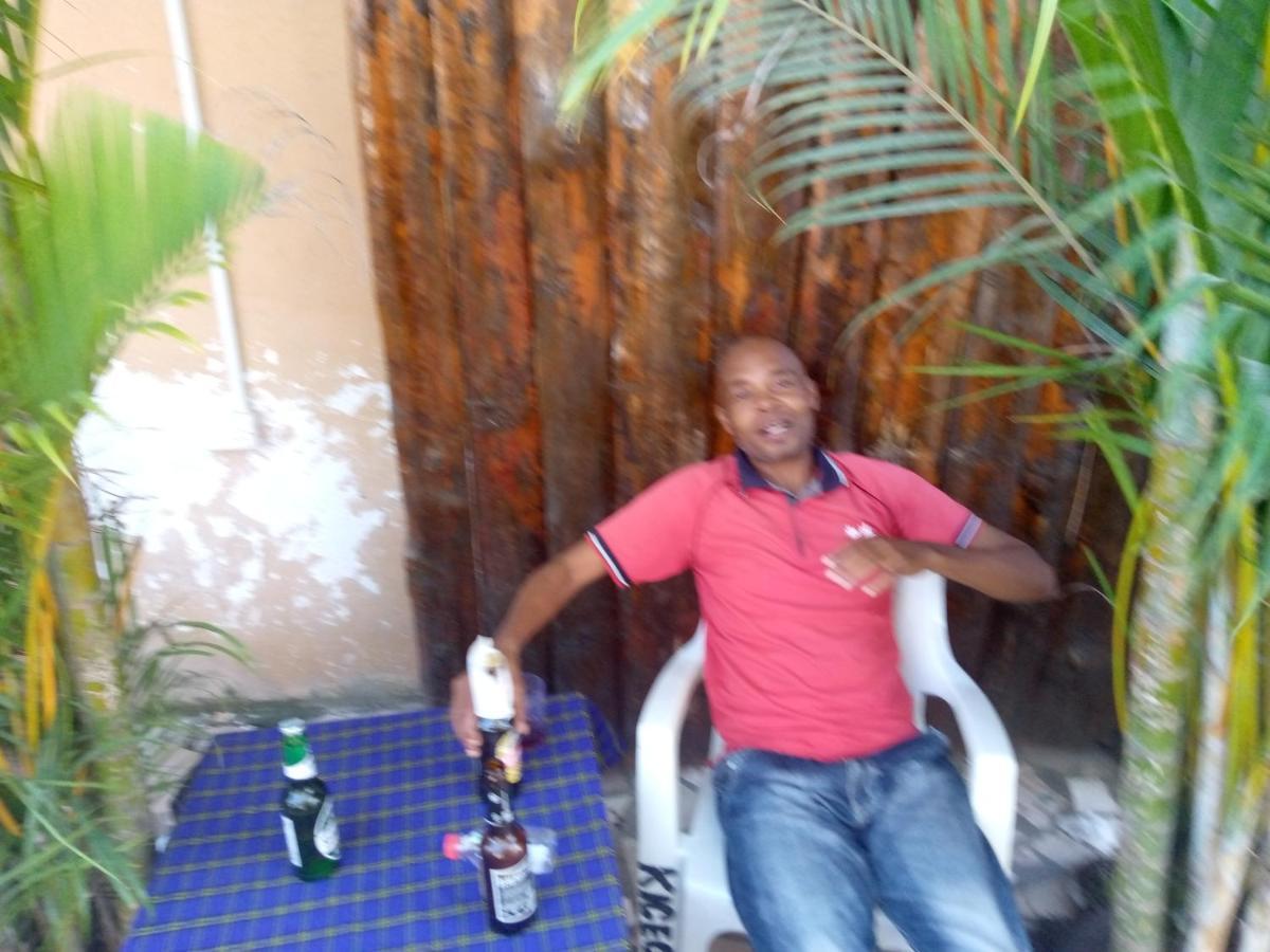 Kicec Bar And Guest House Airport Dar es Salaam Bagian luar foto
